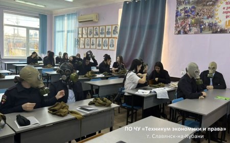 Важные навыки — в надёжных руках: в техникуме прошли занятия по ОБЗР Важные навыки — в надёжных руках: в техникуме прошли занятия по ОБЗР